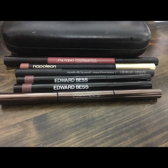armani lip liner 12
